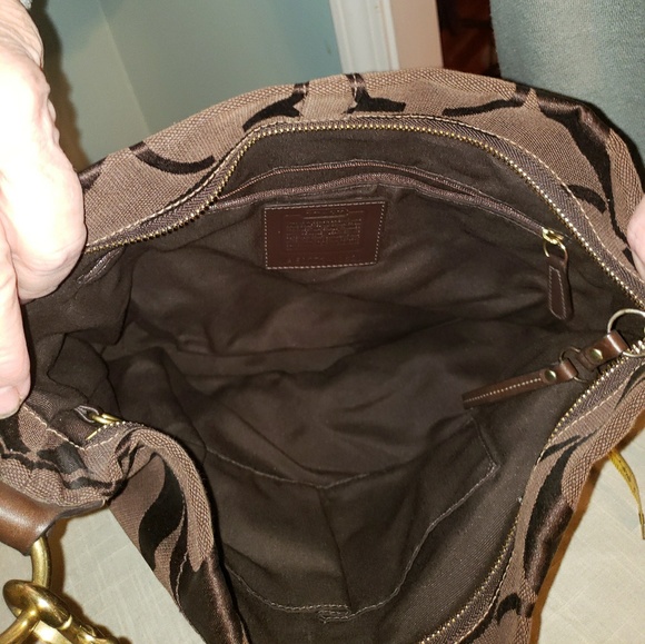 Coach purse - Picture 3 of 3